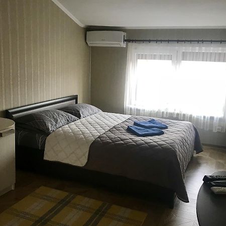Panoramic View Top Floor Apartment In The City Center 무카체베 외부 사진